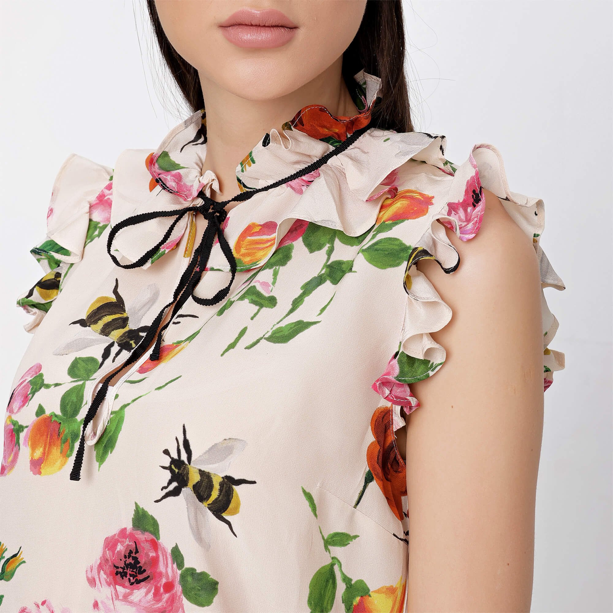 Gucci - Ivory Silk Rose Print Ruffle Detail Sleeveless Top